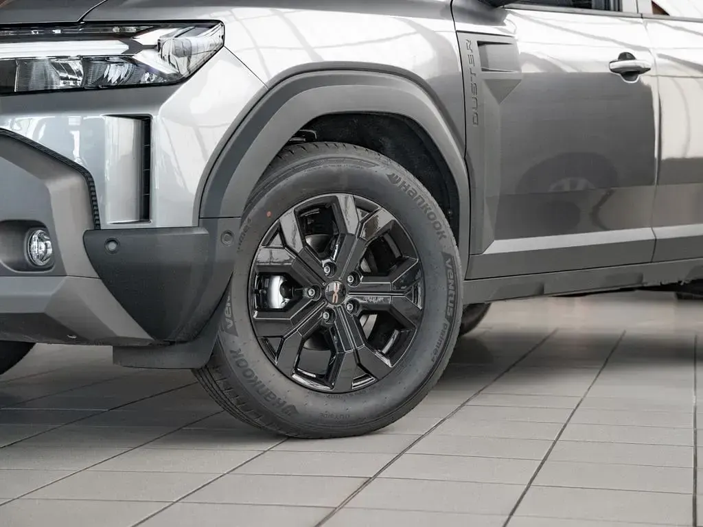 Neu Dacia Duster Extreme 140 PS (102 kW) 2025 Grau SUV