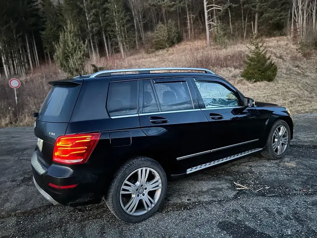 Gebraucht Mercedes GLK200 143 PS (105 kW) 2014 Schwarz SUV