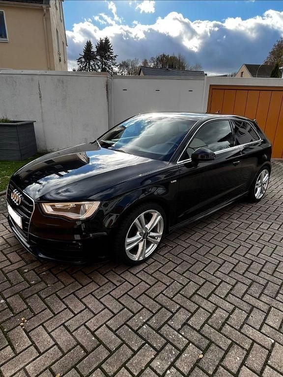 Schwarz Gebraucht 2014 Audi A3 S-Line Limousine | 9.100 € (Fairer Preis) - Bild 1/4