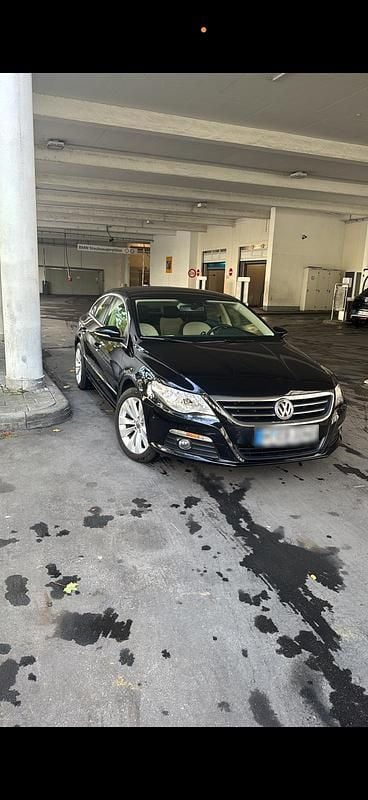 Second-hand VW CC 170 CP (125 kW) 2011 Negru Berlinǎ