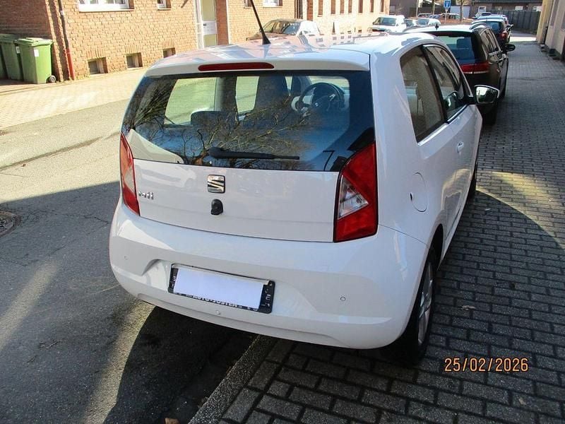 Gebraucht Seat Mii CONNECT 60 PS (44 kW) 2016 Weiß Kleinwagen