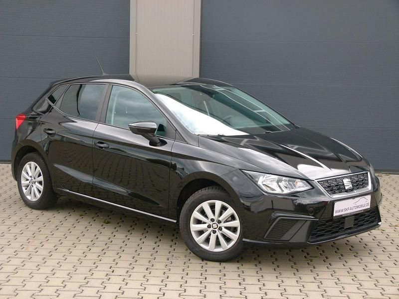 Gebraucht Seat Ibiza Style 90 PS (66 kW) 2020 Mitternachtsschwarz (metallic) Kleinwagen