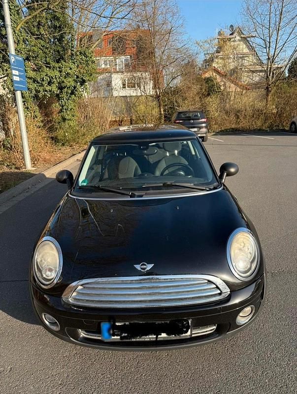 Gebraucht Mini ONE 98 PS (72 kW) 2011 Schwarz Kleinwagen