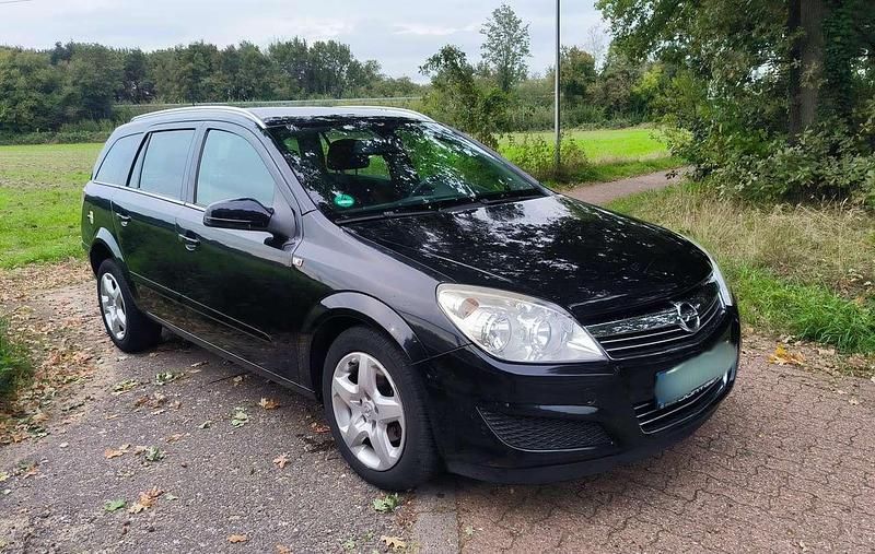 Schwarz Gebraucht 2007 Opel Astra Sport Kombi | 2.200 € (Fairer Preis) - Bild 1/4