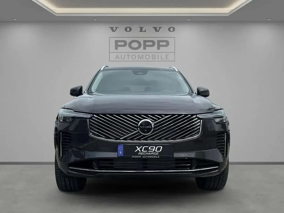 Neu Volvo XC90 Plus 455 PS (334 kW) 2026 Platinum grey SUV