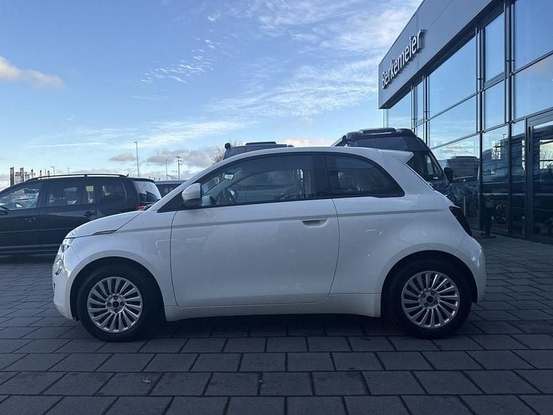 Gebraucht Fiat 500e 86 kW (118 PS) 2023 Weiß Limousine