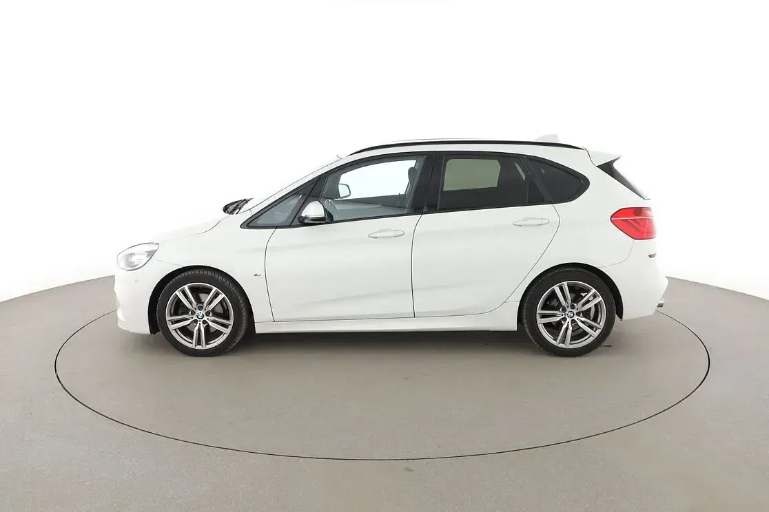 Gebraucht BMW 220 Active Tourer M Sport 190 PS (139 kW) 2016 Weiß Van / Kleinbus