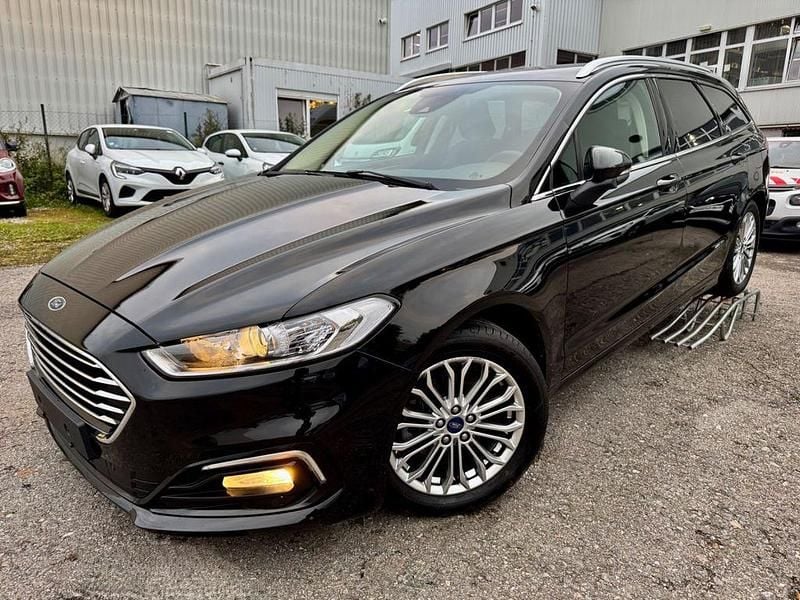Schwarz Gebraucht 2021 Ford Mondeo Titanium Kombi | 13.800 € (Guter Preis) - Bild 1/4