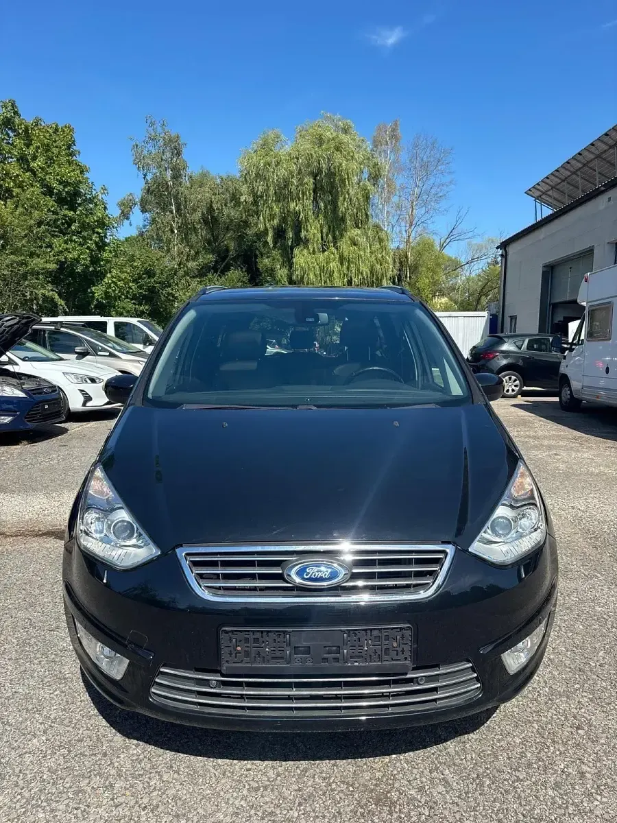 Gebraucht Ford Galaxy Titanium 140 PS (102 kW) 2011 Schwarz Van / Kleinbus