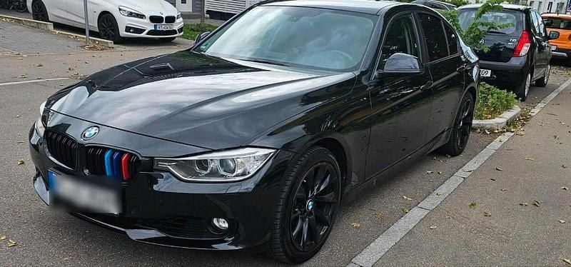 Gebraucht BMW 328 250 PS (183 kW) 2012 Schwarz Limousine
