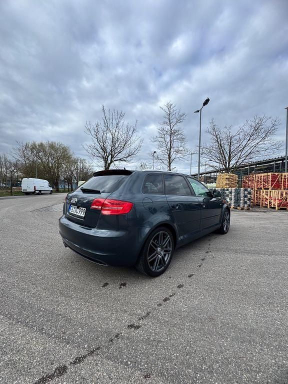 Gebraucht Audi A3 S-Line 140 PS (102 kW) 2009 Grau Kleinwagen