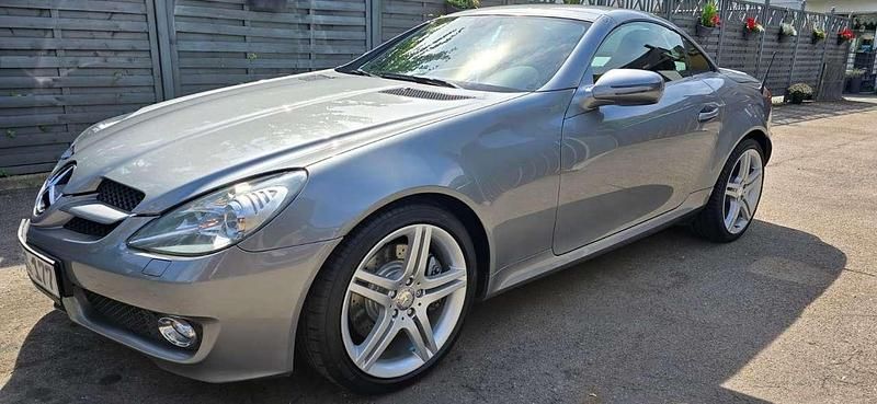 Silber Gebraucht 2009 Mercedes SLK200 Cabrio | 9.900 € (Fairer Preis) - Bild 1/4