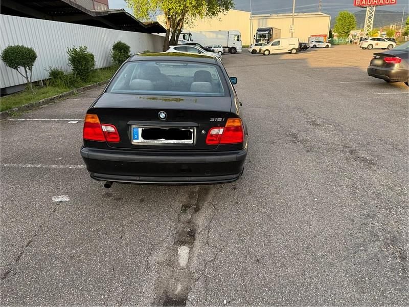 Gebraucht BMW 316 105 PS (77 kW) 2000 Schwarz Limousine