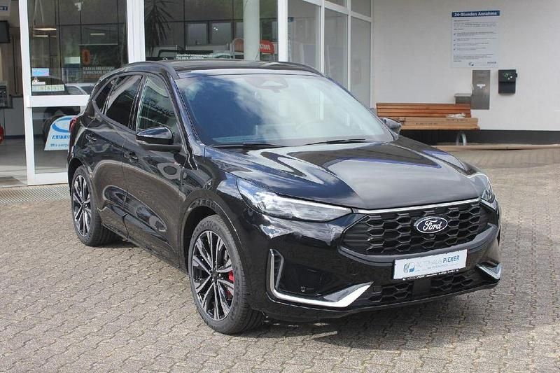 Neu Ford Kuga ST-Line X 190 PS (139 kW) 2025 Schwarz SUV