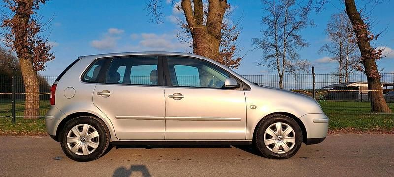Brugt VW Polo 86 HK (63 kW) 2002 Sølv Hatchback