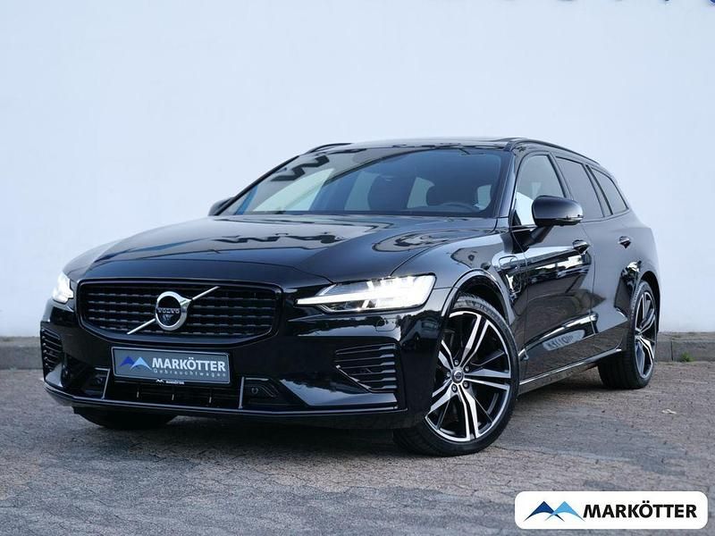 Schwarz Gebraucht 2022 Volvo V60 Plus Kombi | 35.990 € (Etwas zu teuer) - Bild 1/4