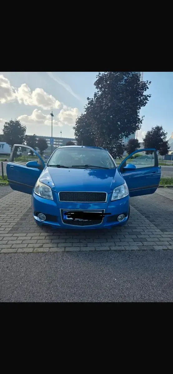 Gebraucht Chevrolet Aveo 84 PS (61 kW) 2009 Blau Kleinwagen