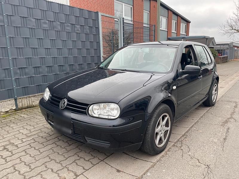 Gebraucht VW Golf IV 102 PS (75 kW) 2003 Schwarz Kleinwagen
