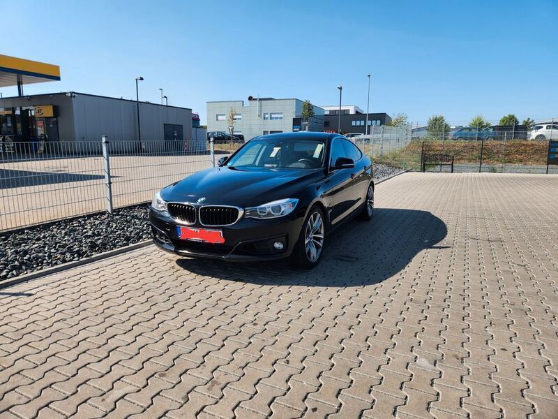Schwarz Gebraucht 2016 BMW 325 Gran Turismo Limousine | 10.500 € (Etwas zu teuer) - Bild 1/4