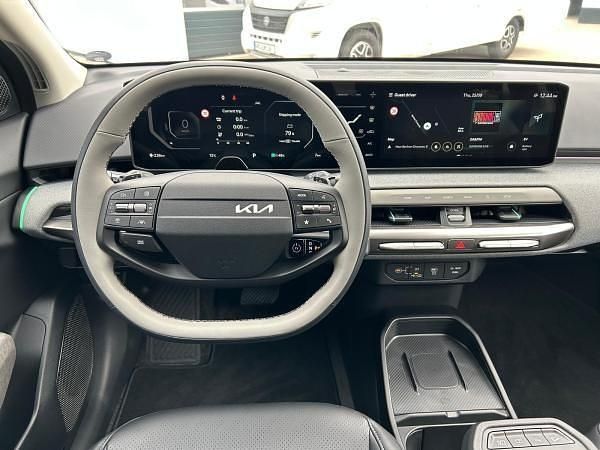 Neu Kia EV4 150 kW (204 PS) 2025 Grau ((h8g) pentametal) Kleinwagen