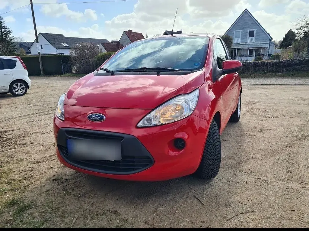 Gebraucht Ford Ka Cool & Sound Edition 69 PS (50 kW) 2014 Rot Kleinwagen