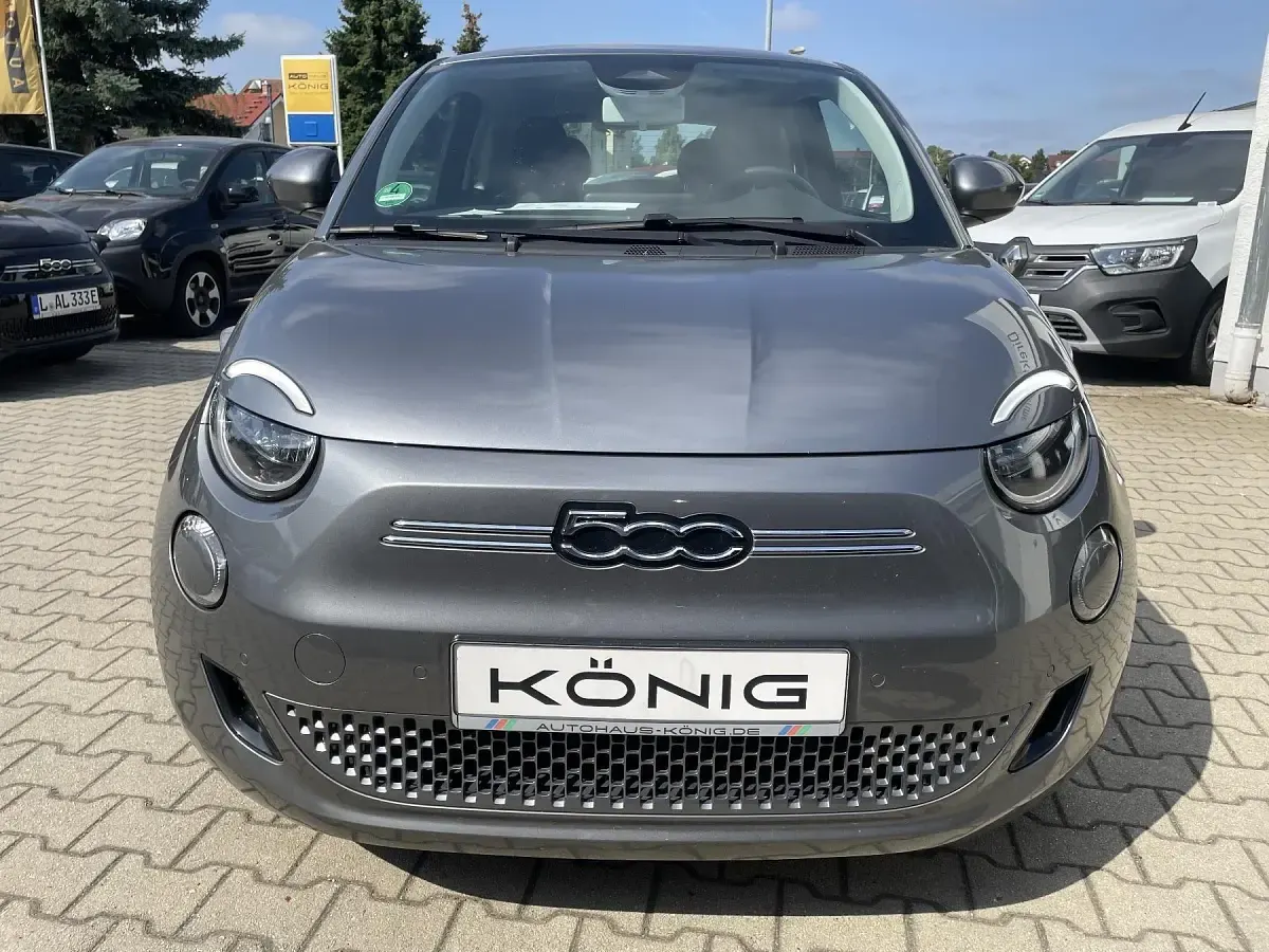 Gebraucht Fiat 500e 86 kW (118 PS) 2023 Grau Kleinwagen