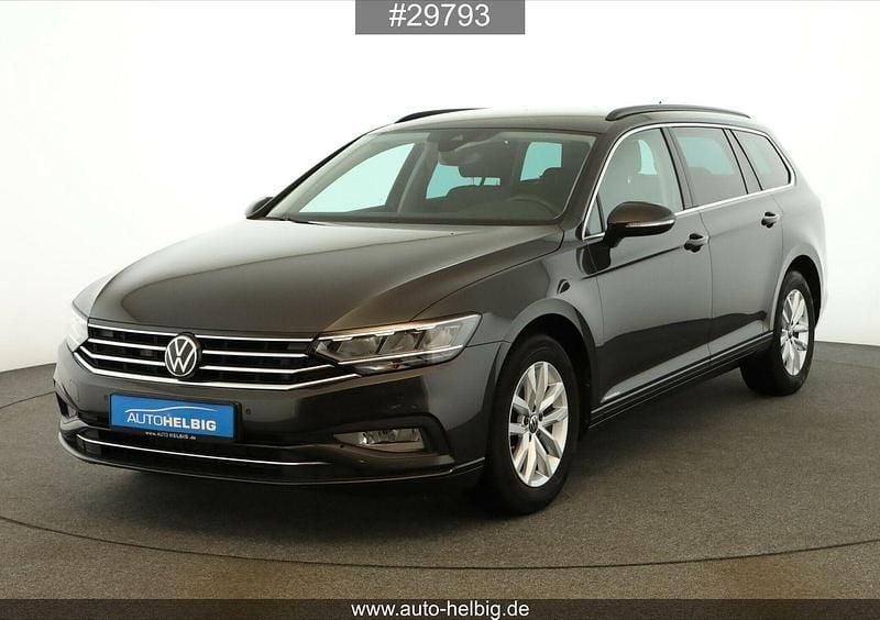 Grau Gebraucht 2023 VW Passat Business Kombi | 19.490 € (Superpreis) - Bild 1/4