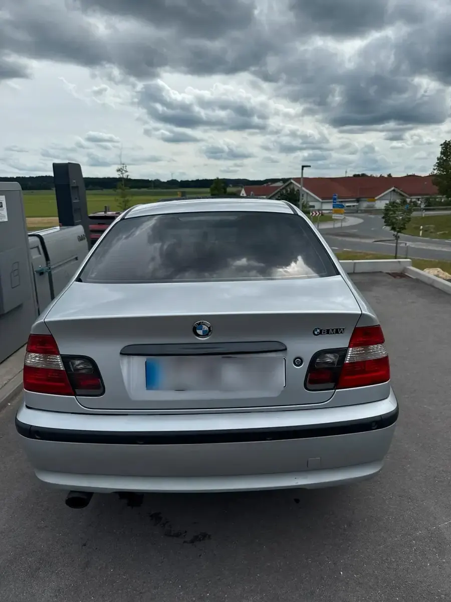 Gebraucht BMW 316 120 PS (88 kW) 2002 Silber Limousine