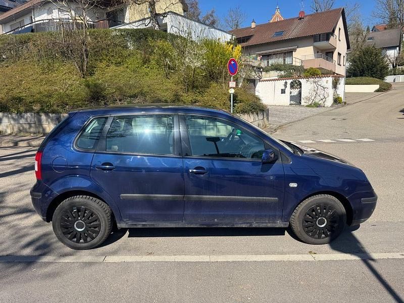 Gebraucht VW Polo Comfortline 86 PS (63 kW) 2002 Blau Limousine