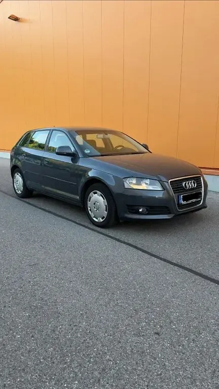 Gebraucht Audi A3 Sportback Sport 105 PS (77 kW) 2009 Schwarz Kleinwagen