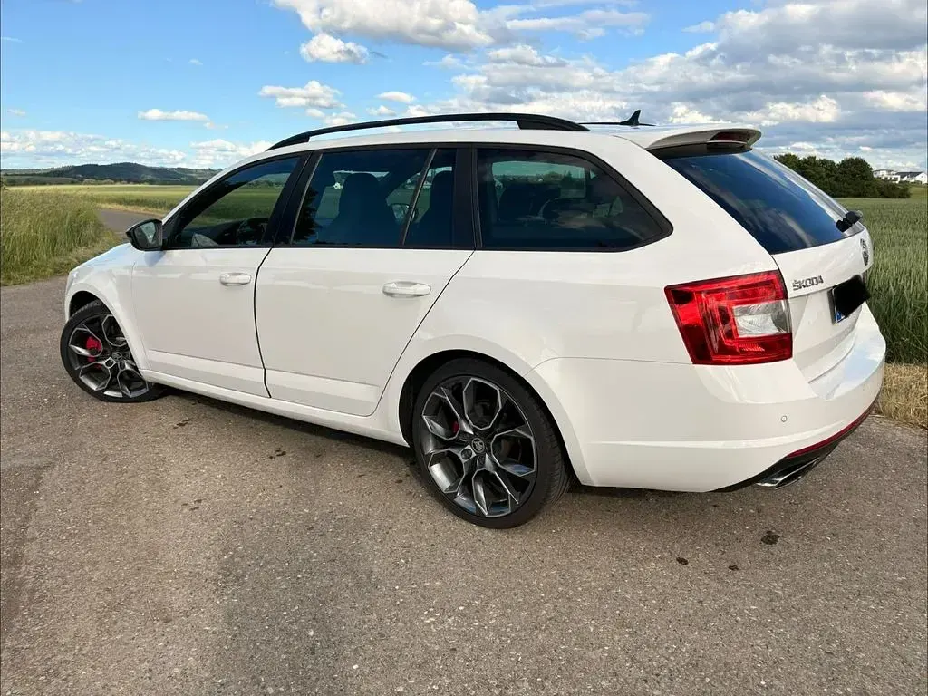 Gebraucht Skoda Octavia RS 300 PS (220 kW) 2015 Weiß Kombi