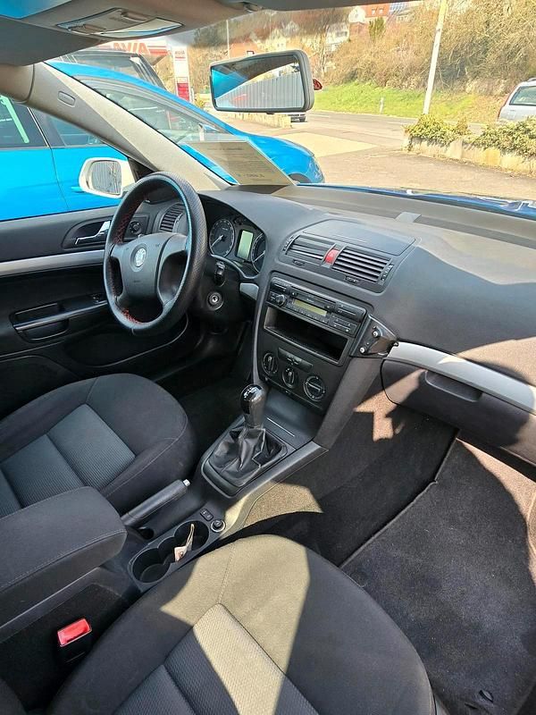 Gebraucht Skoda Octavia 105 PS (77 kW) 2007 Weiß Kombi