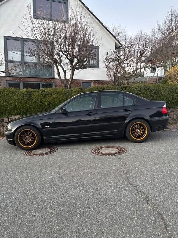 Gebraucht BMW 316 Performance 105 PS (77 kW) 2001 Schwarz Limousine
