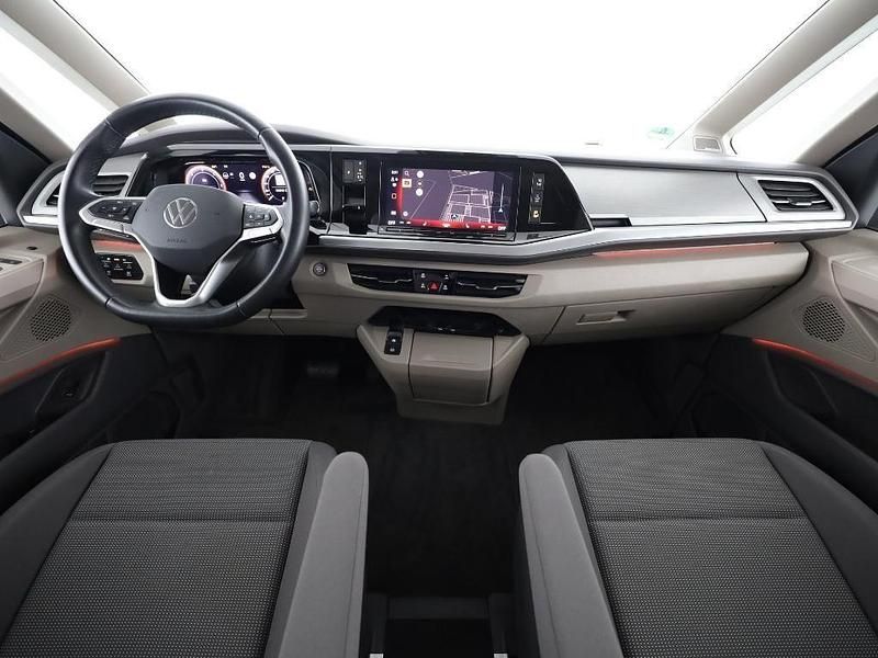 Gebraucht VW Multivan Life 150 PS (110 kW) 2025 Grau Van