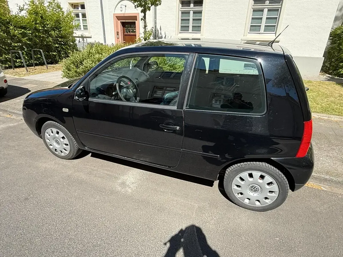 Second-hand VW Lupo 60 CP (44 kW) 2004 Negru Hatchback