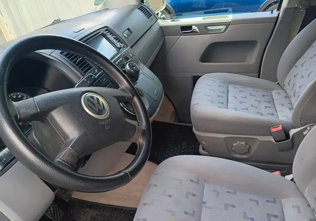 Używany VW T5 131 KM (96 kW) 2004 Van