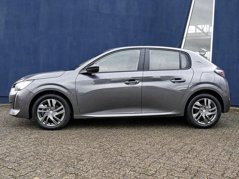 Gebraucht Peugeot 208 Active 102 PS (75 kW) 2023 Grau Kleinwagen