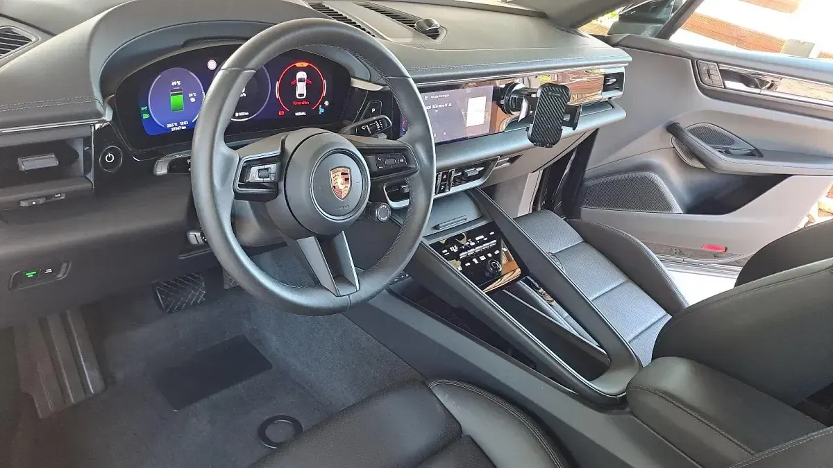 Gebraucht Porsche Macan 284 kW (387 PS) 2024 Schwarz SUV