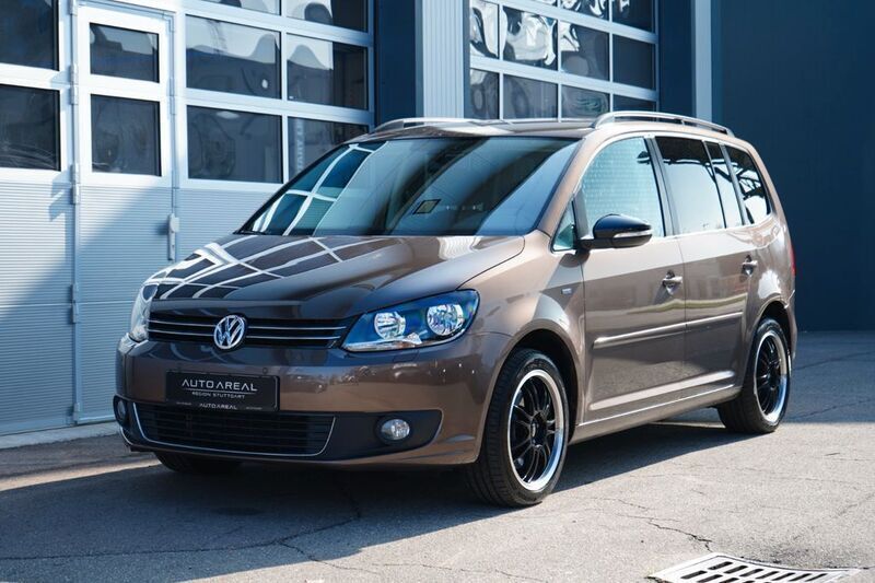 Braun Gebraucht 2012 VW Touran Match Van / Kleinbus | 9.990 € (Fairer Preis) - Bild 1/4