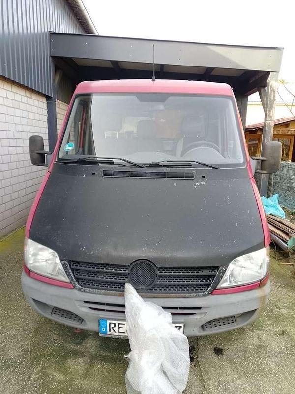Gebraucht Mercedes Sprinter 129 PS (94 kW) 2001 Rot Van