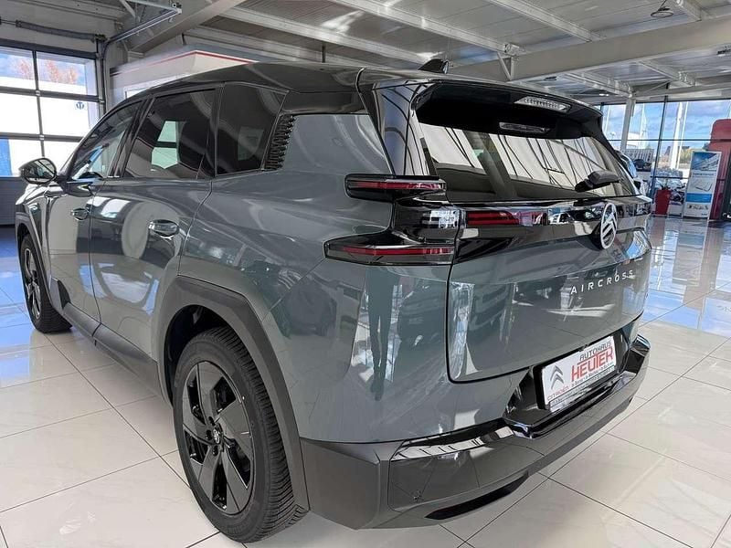 Neu Citroën C5 136 PS (100 kW) 2026 Astoria grün SUV