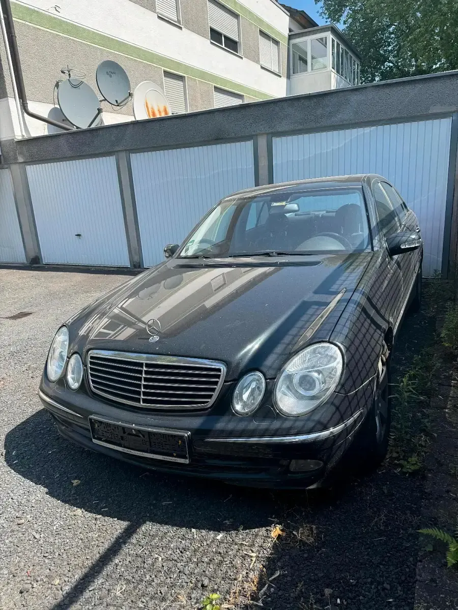 Gebraucht Mercedes E320 204 PS (150 kW) 2004 Andere farben Limousine