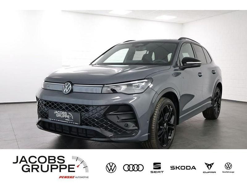 Grau Gebraucht 2024 VW Tiguan Style SUV | 47.960 € (Superpreis) - Bild 1/4