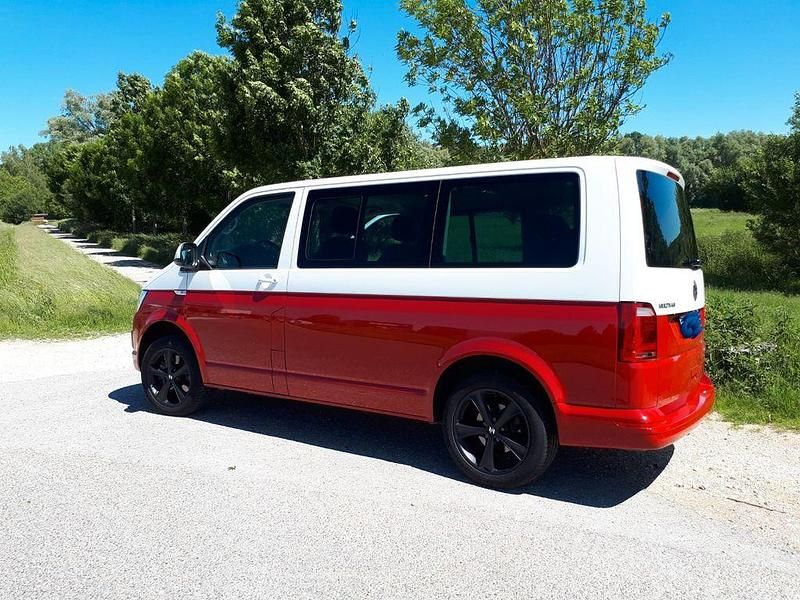Gebraucht VW Multivan 199 PS (146 kW) 2019 Weiß Van / Kleinbus