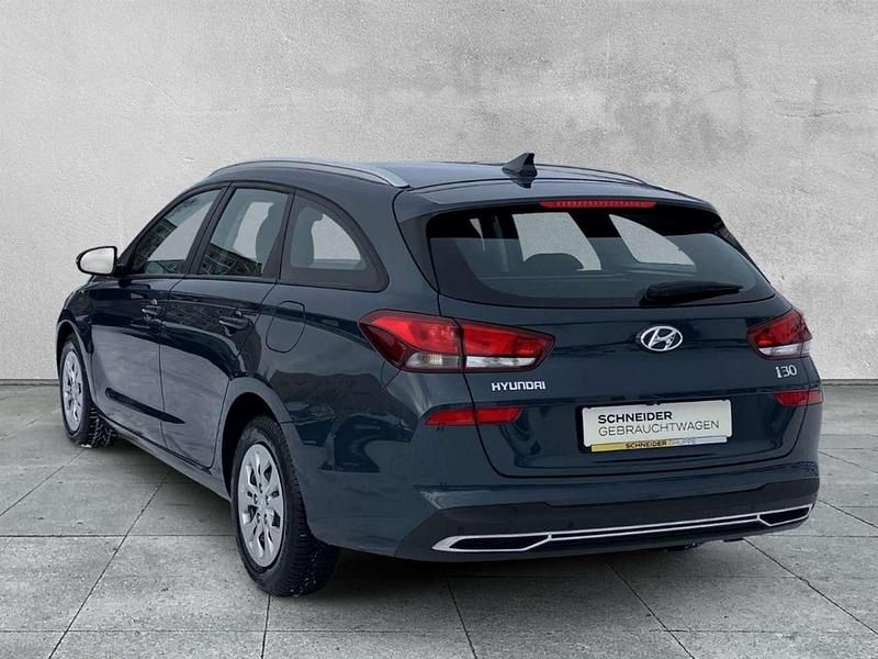 Gebraucht Hyundai i30 120 PS (88 kW) 2024 Blau Kombi