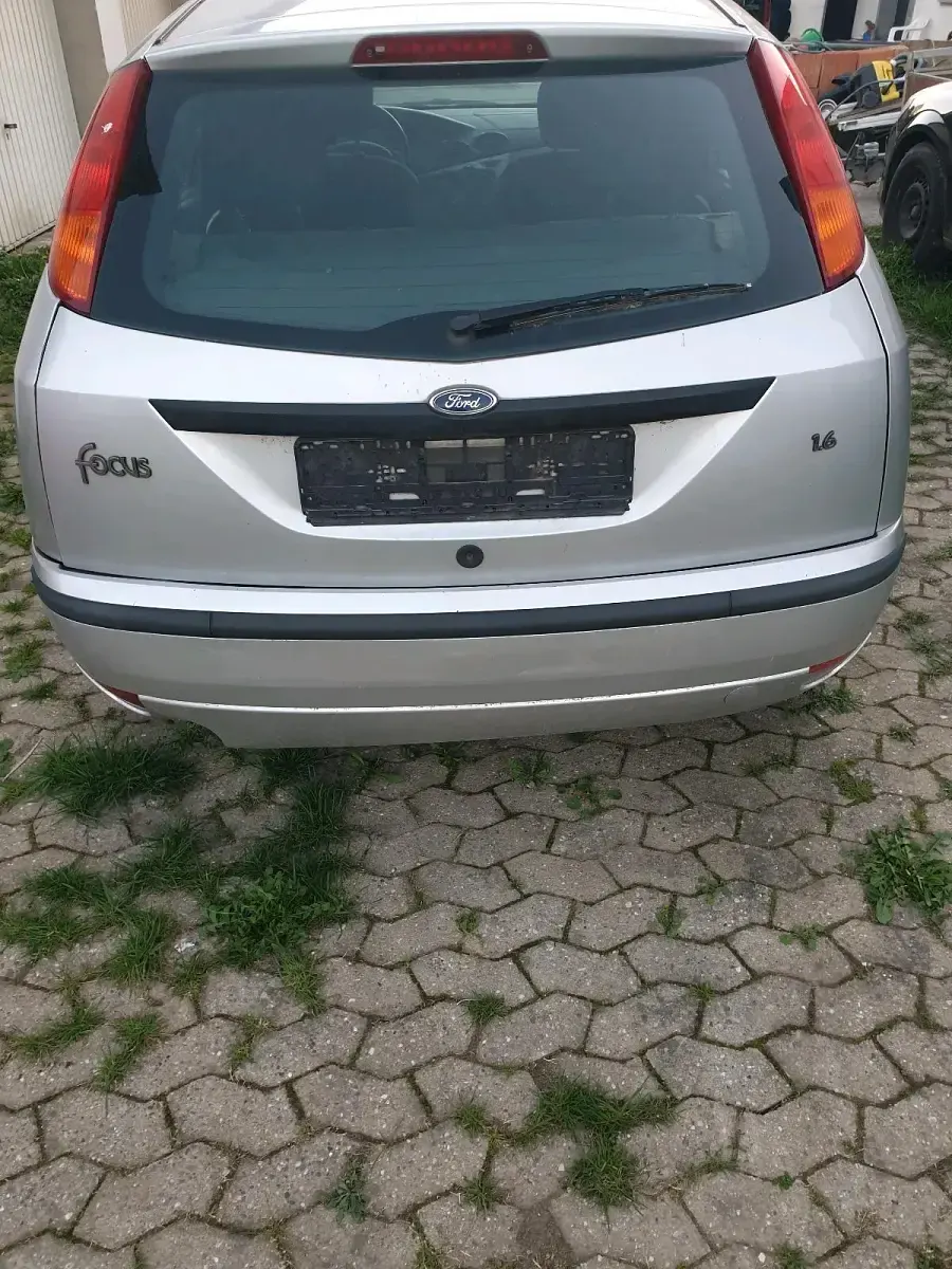 Usado Ford Focus 101 CV (74 kW) 2004 Utilitario