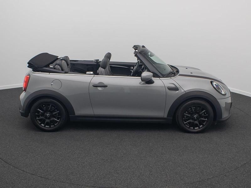 Gebraucht Mini One Cabriolet Classic 102 PS (75 kW) 2022 Moonwalkgrey metallic0b7schwarz Cabrio