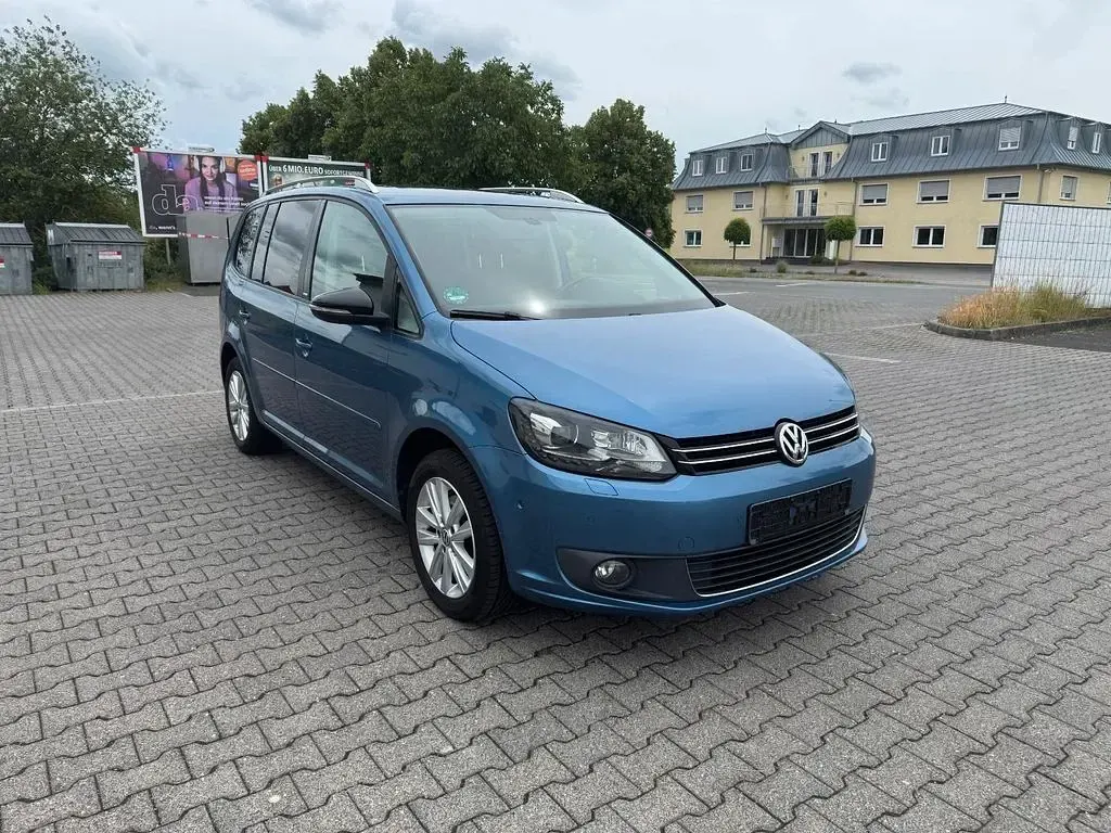 Gebraucht VW Touran Style 140 PS (102 kW) 2012 Blau Van / Kleinbus
