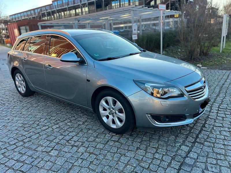 Gebraucht Opel Insignia 194 PS (142 kW) 2014 Grau Kombi
