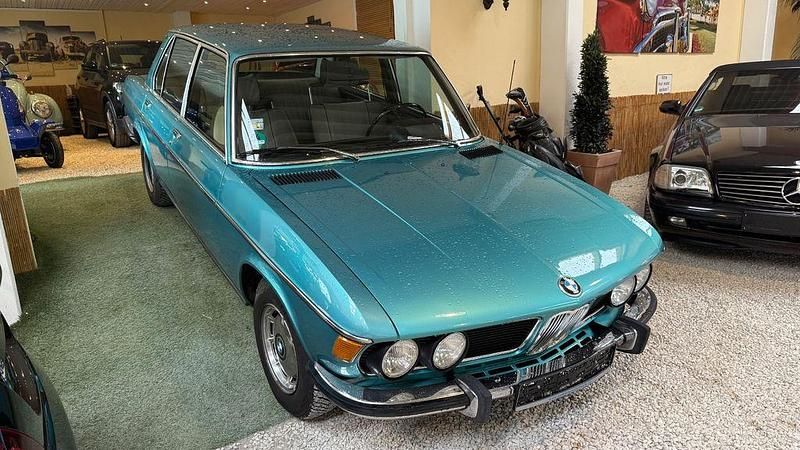 Blau Gebraucht 1973 BMW 2500 Limousine | 19.999 € - Bild 1/4